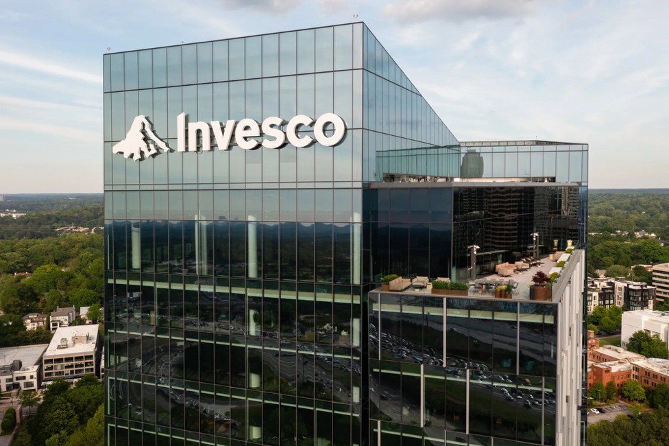Invesco Corporate 10.27